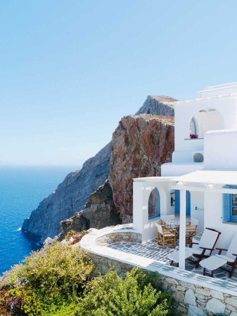 Greek villa with swimming pool and sea view