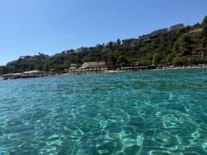 Read more about the article Where to Eat in Afytos, Halkidiki: A Seaside Taverna We Recommend