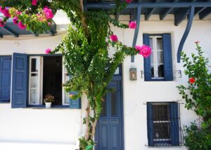 Read more about the article The Cost of Owning a Home in Greece: Taxes, Bills and Building Fees